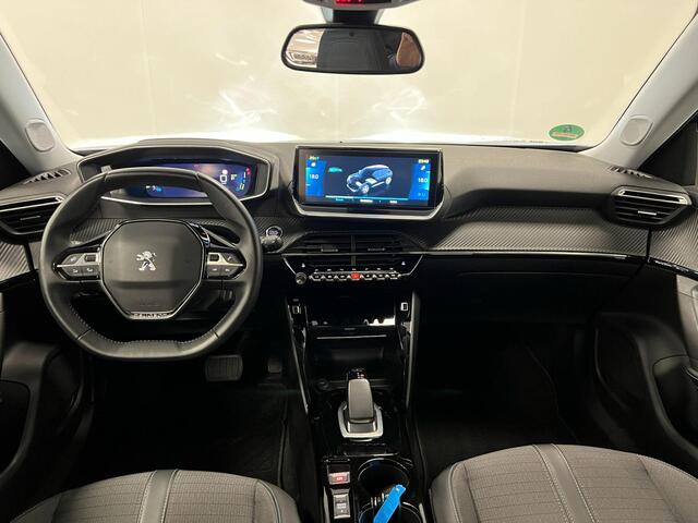 Peugeot e-2008 EV Allure Pack 50 kWh / 136PK / NAVI / CRUISE.C / H.LEDER /