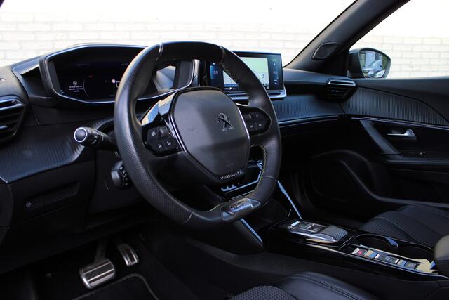 Peugeot e-2008 EV GT 50 kWh | Camera | Navigatie | BLIS | Carplay | Stoelverwarming