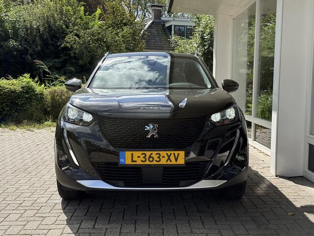 Peugeot e-2008 EV Blue Lease Allure 50 kWh | Achteruitrijcamera | Navigatie | Trekhaak voor fietsendrager | Navigatie | Cruise Control