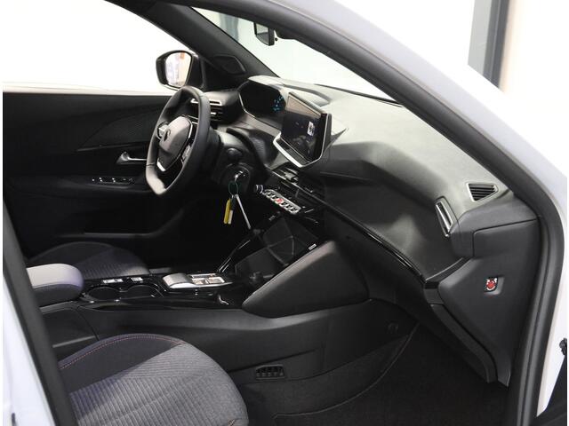 Peugeot e-2008 EV Business 54 kWh 156PK | 1ste eigenaar | AppleCarPlay/AndroidAuto | Climate Control | Cruise Control | Camera | LED | Navigatie | Parkeersensoren | Privacy Glass | Isofix |