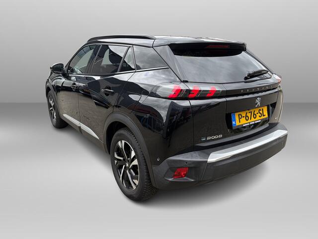 Peugeot e-2008 EV GT 50 kWh 3 fase lader | Stoelverwarming | 3D dashboard | Camera | Navi