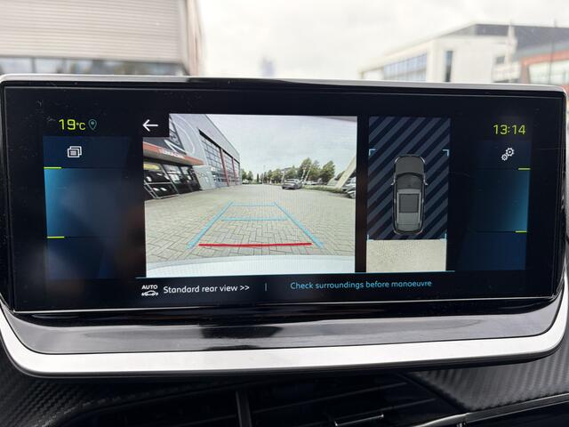 Peugeot e-2008 EV Allure Pack 50 kWh Camera | Dynamic cruise control | Apple/Adroid | Navi
