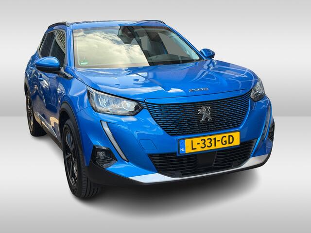 Peugeot e-2008 EV Allure Pack 50 kWh / SoH 91 % / Camera / Keyless / CarPlay / Half Leder / 17'' / Stoelverwarming / DAB / Cruise Control