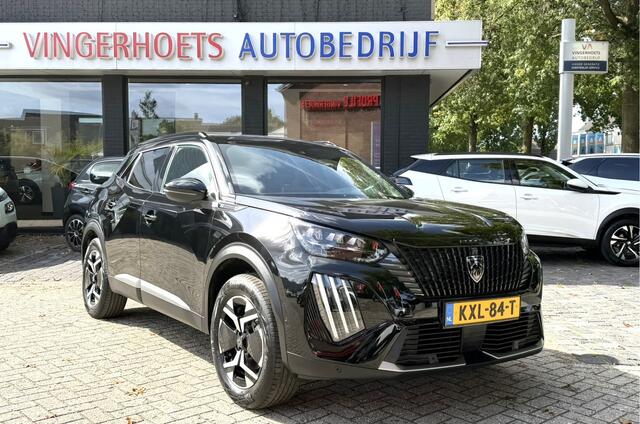 Peugeot e-2008 Elektrisch 100 %. * Zwart * GT * Navigatie * Voor en Achter Camera * Keyless Entry & Start Button * Adaptive Cruise Control * Dodehoekbewaking * Inclusief Eco Coach * Vingerhoets; Vierde Generatie Eersteklas Service. Al meer dan 100 jaar een begrip in de Brabantse Kempen