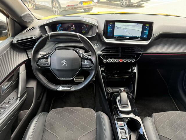 Peugeot e-208 EV GT 50 kWh *3 Fase & Winter Pack*