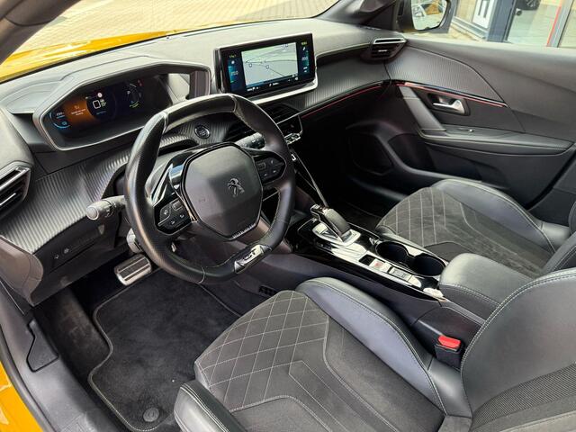 Peugeot e-208 EV GT 50 kWh *3 Fase & Winter Pack*