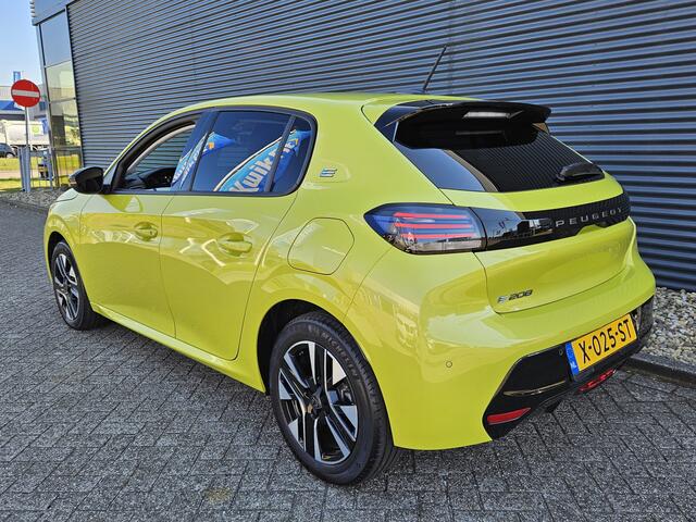 Peugeot e-208 EV Style 50 kWh 3-Fase | Nieuw Model | Navigatie | Keyless Entry en Start | Parkeersensoren | Apple Carplay en Android Auto | Stoelverwarming | Laadkabel Aanwezig.