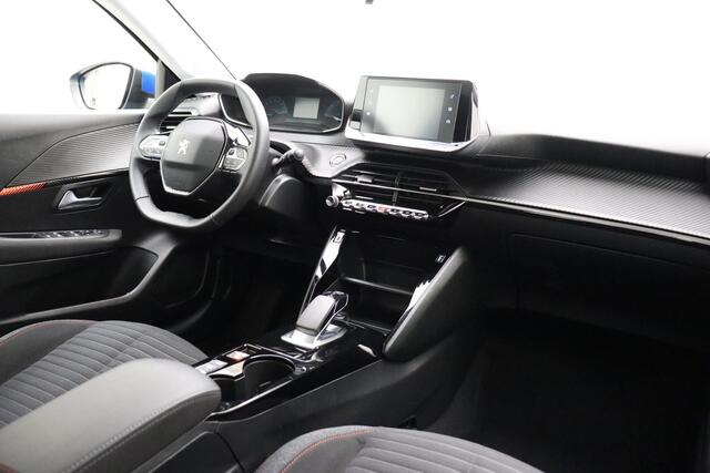 Peugeot e-208 EV Active Pack 50 kWh GRATIS WALLBOX! | 3-Fase | Parkeersensor Achter | Stoelverwarming | Navigatie | Climate Control |