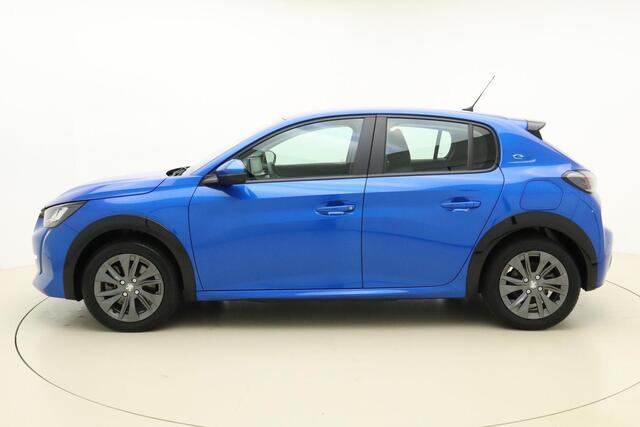 Peugeot e-208 EV Active Pack 50 kWh GRATIS WALLBOX! | 3-Fase | Parkeersensor Achter | Stoelverwarming | Navigatie | Climate Control |