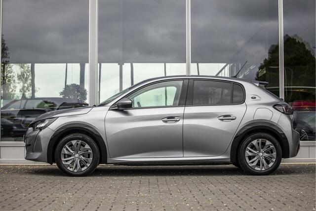 Peugeot e-208 EV Allure 50 kWh | Pano | Camera | NL auto | Carplay