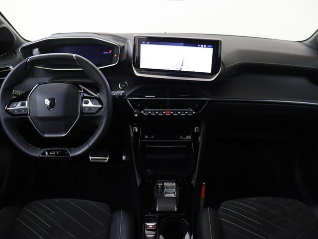Peugeot e-208 EV GT 51 kWh Panoramadak | Vision Pack | Pack drive assist |