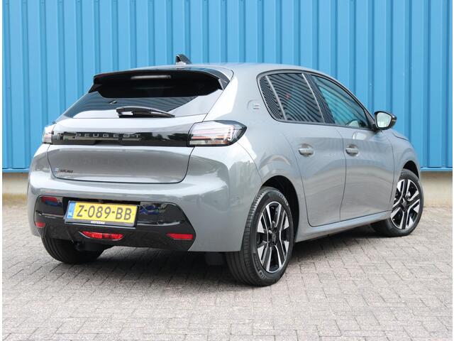 Peugeot e-208 EV Allure 136PK 51 kWh | Apple Carplay/Android Auto | 360'Camera | Parkeersensoren | FULL LED | Lederen Stuurwiel | Climate Control | Adaptive Cruise Control | 16" LMV | Isofix |