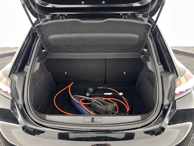 Peugeot e-208 EV Active 50 kWh [ 3-Fase ] Aut. *NAVI-FULLMAP | FULL-LED | SPORT-SEATS | CARPLAY | CCS-FASTLOADER | KEYLESS | DAB+ | LANE-ASSIST | CRUISE | ECC | PDC*