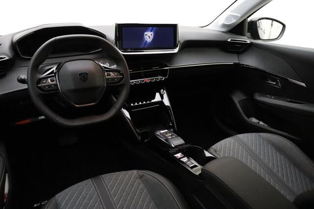 Peugeot e-208 EV Allure Avantage 51 kWh | WLTP 432 KM | 3-Fase | Warmtepomp | Adaptief Cruise Control | Dodehoek Detectie | Draadloze Apple Carplay & Android Auto | Navigatie |