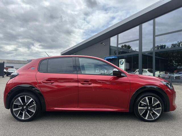 Peugeot e-208 EV GT Pack 50 kWh All-Season CrossClimate Banden | Full LED | Adaptive Cruise Control | Stoelverwarming | Camera | Veel Opties | Rijklaar met 12 Maanden BOVAG Garantie