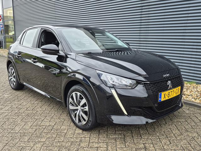 Peugeot e-208 EV Active Pack 50 kWh 3-Fase | Automaat | Navigatie via Apple Carplay of Android Auto | Stoelverwarming | Laadkabel aanwezig bij de auto |