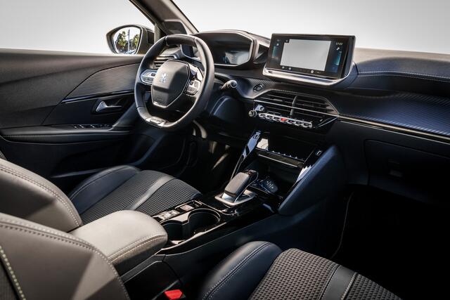 Peugeot e-208 EV GT Pack 50 kWh | Carplay | PDC | Stoelverwarming | Sportstoelen | Adapt. Cruise | 360 camera
