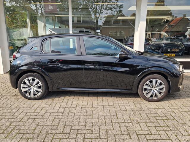 Peugeot e-208 EV Active 50 kWh | Parkeersensoren achter | Climate & Cruise control | Navigatie | Apple Carplay / Android Auto