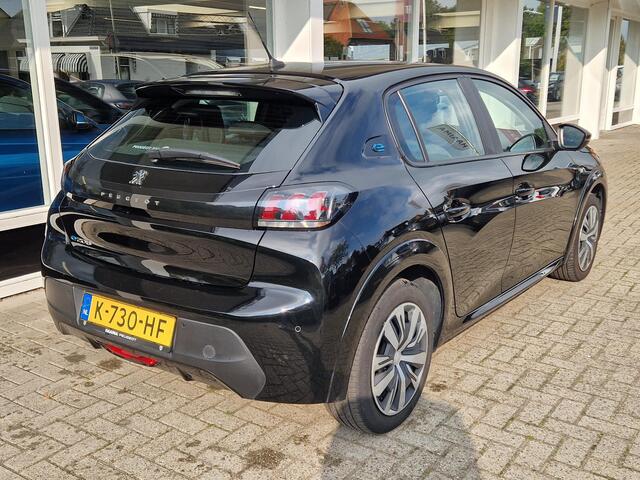 Peugeot e-208 EV Active 50 kWh | Parkeersensoren achter | Climate & Cruise control | Navigatie | Apple Carplay / Android Auto