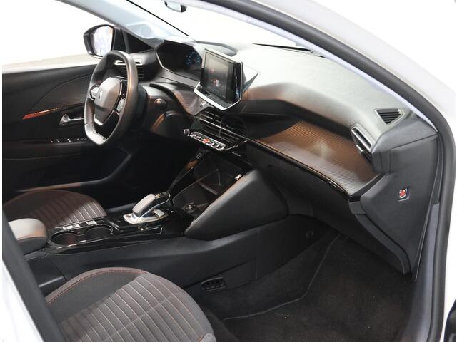 Peugeot e-208 Active Pack 50kWh 136PK | ACCURAPPORT 94%| AppleCarplay/Android Auto | Parkeersensoren | FULL LED | Navigatie | Lederen Stuurwiel | Climate Control | Cruise Control | 16" LMV | Isofix |
