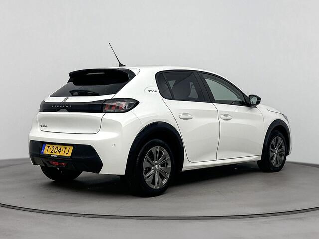 Peugeot e-208 Style 50kWh 136PK | 1ste eigenaar | Fase 3 | Accurapport 100% | Camera | Navigatie | Climate Control | Cruise Control | AppleCarPlay/Android | AUTOMAAT | LMV |