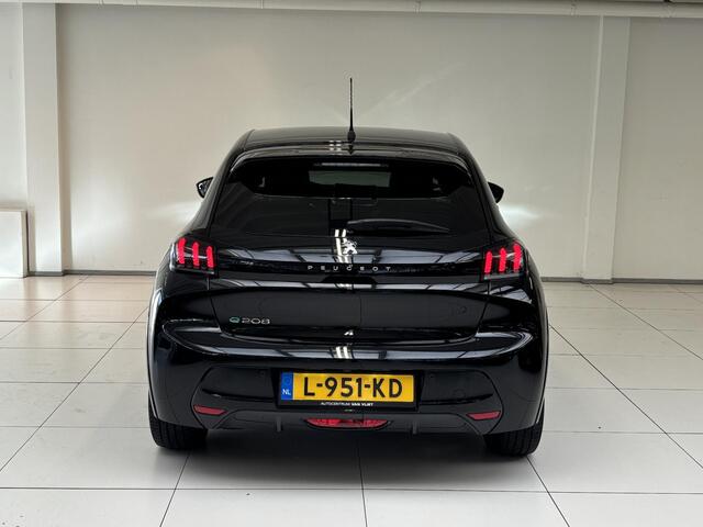 Peugeot e-208 EV Allure 50 kWh SOH 93,2% | Navigatie | Android auto / Apple carplay | Cruise control | Achteruitrijcamera