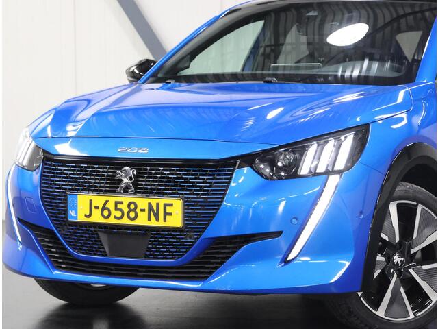 Peugeot e-208 GT 50kWh 136PK | 1ste eigenaar | 3 FASE | ACCURAPPORT 91% | LED lampen | 17"LMV | Navigatie | LED | Camera | Glazendak | Stoelverwarming | Climate Control | Cruise Control | AppleCarplay/Android Auto | Isofix | Privacy Glass |