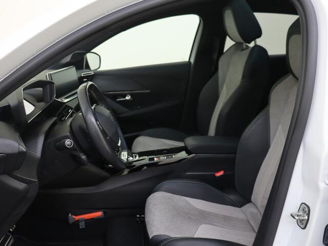 Peugeot e-208 EV GT Première 50 kWh 350km | Panodak | Carplay | Clima | Alcantare |