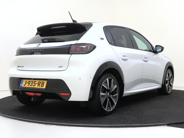 Peugeot e-208 EV GT Première 50 kWh 350km | Panodak | Carplay | Clima | Alcantare |