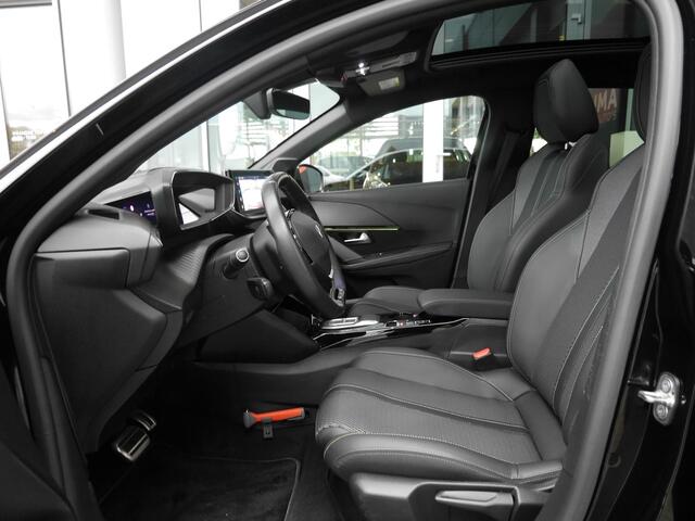Peugeot e-208 EV GT 51 kWh | Panoramadak | Adaptive cruisecontrol | Led | Lichtmetalen velgen | Camera voor en achter | Draadloze telefoonlader | Keyless entry en start | Warmtepomp