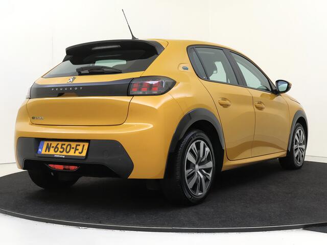 Peugeot e-208 EV Active 50 kWh APPLE / ANDROID NAVIGATIE | PARKEERSENSOREN | 3 FASE LADEN P4