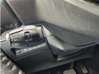 peugeot-e-208-ev-allure-50-kwh-navi