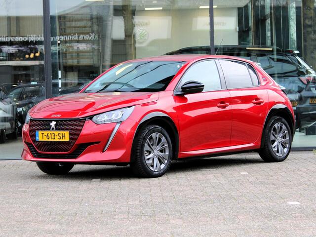 Peugeot e-208 EV Allure Pack 50 kWh | Navi / Camera / Climate