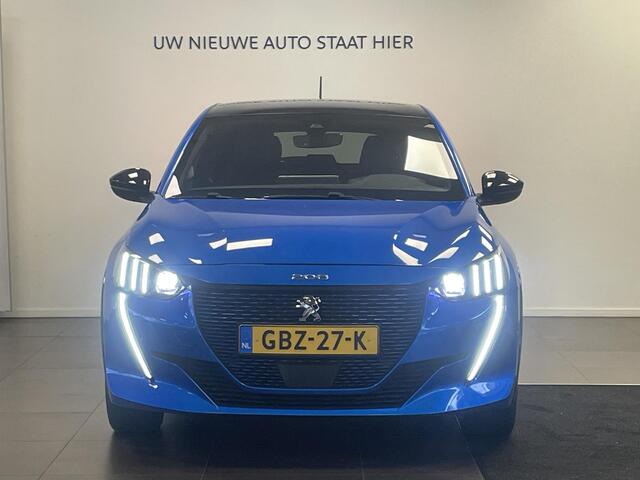 Peugeot e-208 GT EV 3-FASEN 50kWh 136pk | PANODAK | STOELVERW. | DODEHOEKBEW. | WARMTEPOMP | CAMERA | NAVI | DAB+ | CLIMA | CRUISE