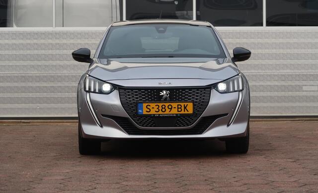 Peugeot e-208 EV GT 350 50 kWh PANO/ VIRTUAL COCKPIT/ CAM/ CARPLAY/ CRUISE/ CLIMA