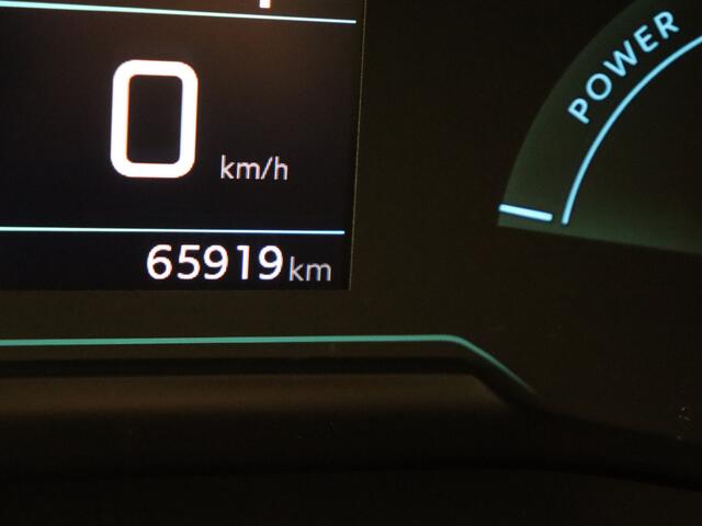 Peugeot e-208 EV Active Pack 50 kWh 3-FASE | Navigatie | Climate Control | Carplay | Parkeerhulp |