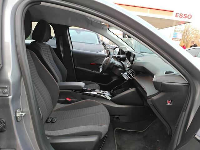 Peugeot e-208 EV Active Pack 50 kWh ALL-IN RIJKLAARPRIJS/Clima/Keyless/Apple carplay/16"Velgen/Lage kilometerstand