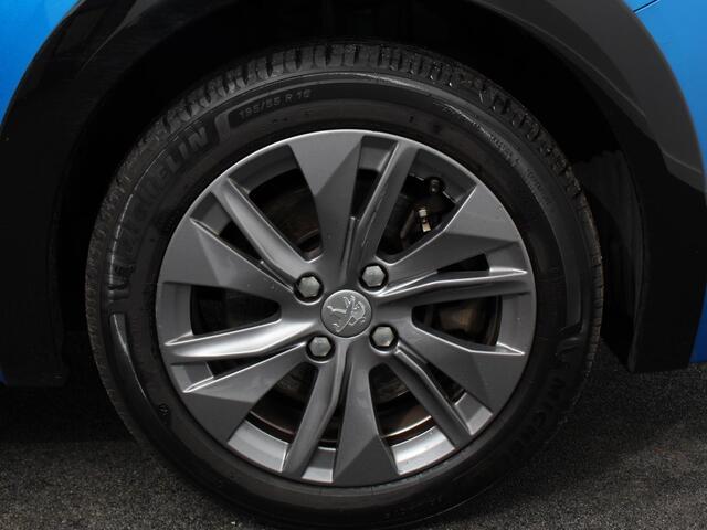 Peugeot e-208 EV Allure 50 kWh Climate control | Cruise control | LED | Camera | Parkeersensor achter | Lane assist | Navigatie | Apple Carplay/ Android Auto