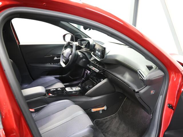 Peugeot e-208 GT 50 kWh 136PK | 1ste eigenaar | Fase 3 | ACCURAPPORT 97% | AppleCarPlay/AndroidAuto | Navigatie | Camera | Led | Keyless | Cruise Control | Climate Control | Sfeerverlichting | Isofix | Privacy Glass | Two-Tone |