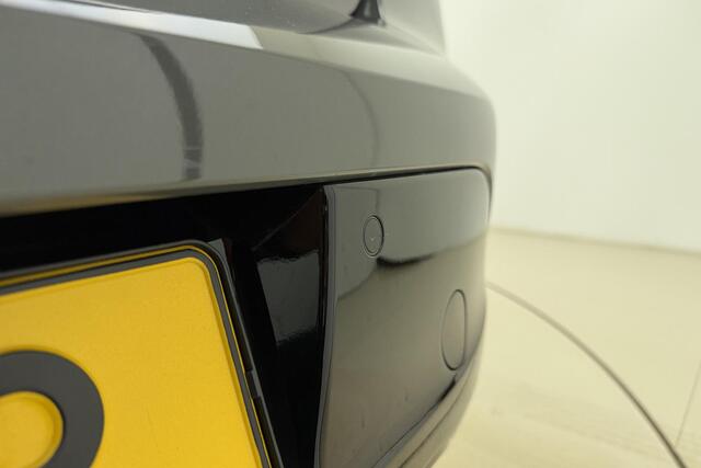 Peugeot e-208 EV Allure Avantage 51 kWh 3-Fasen l 360 Camera l Wireless Apple Carplay & Android Auto l TomTom Navigatie l LED verlichting l Lichtmetalen velgen l Keyless