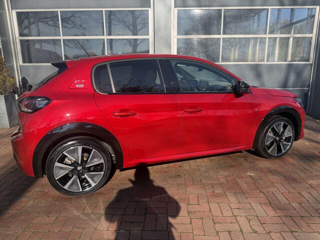 Peugeot e-208 EV GT 350 50 kWh Bj 2022 Airco,Navi,16Inch,Clima 17.459 Nap 1e eigenaar