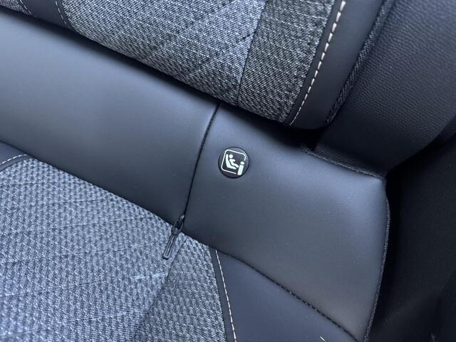 Peugeot e-208 Allure Avantage EV 51kWh 156pk AUTOMAAT | WARMTEPOMP | CAMERA | ADAPTIEVE CRUISE CONTROL | DODEHOEKBEW. |