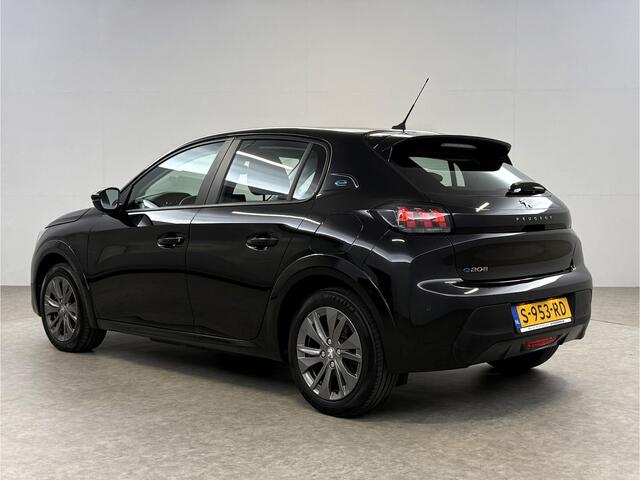 Peugeot e-208 EV Active Pack 50 kWh | Snelladen | SOH 98% | Carplay | LED | Navi | Parkeersens. | NAP