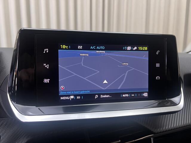 Peugeot e-208 EV Style 50 kWh 3-Fase Org.NL! / Android Auto / Stoelverwarming / LED / Navigatie / Cruise / 17'' LMV