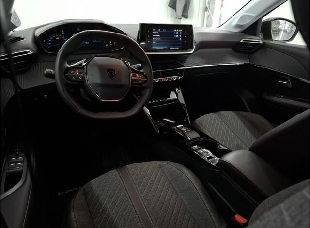 Peugeot e-208 EV Style 50 kWh Navigatie / Dab+ /