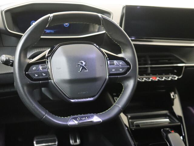 Peugeot e-208 EV GT Pack 50 kWh | Stoelverwarming | Camera | Carplay | Alcantara |