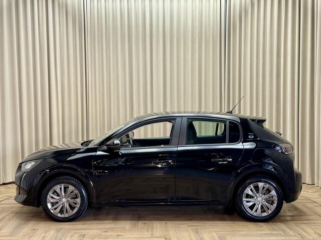 Peugeot e-208 EV Active Pack 50 kWh *Fase 3 laden* SOH 94% / Apple Carplay / Cruise Control / PDC V&A / LED / 16"LMV / Org.NL!