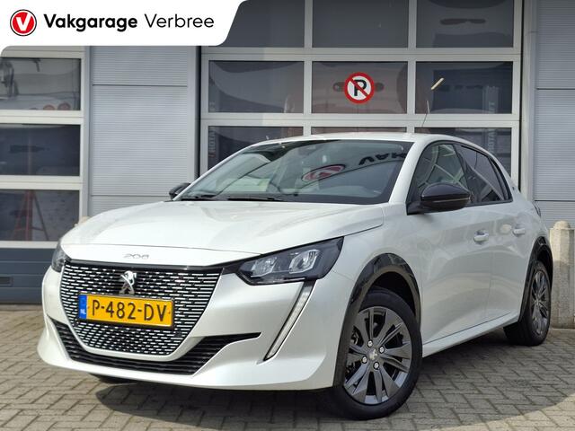 Peugeot e-208 EV Allure 50 kWh | Apple Carplay/Android Auto | LM Velgen 16" | Cruise Control | Parkeersensoren Achter | Airco Automatisch | LED Koplampen |
