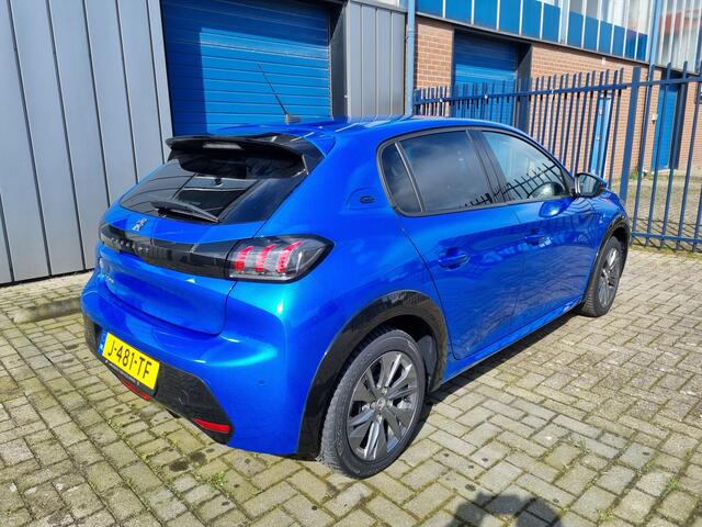 Peugeot e-208 EV Allure Première 50 kWh CAMERA