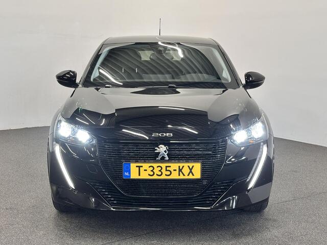 Peugeot e-208 EV Allure Pack 50 kWh Airco/ECC Carplay Navi Cruise Control PDC VA + Camera Full LED 16" LM Velgen